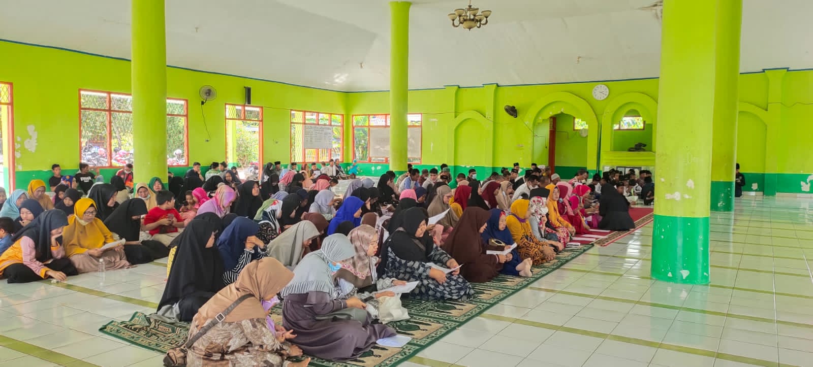 KUNJUNGAN WALI SANTRI DAN ACARA ISTHIGHOSAH BERSAMA