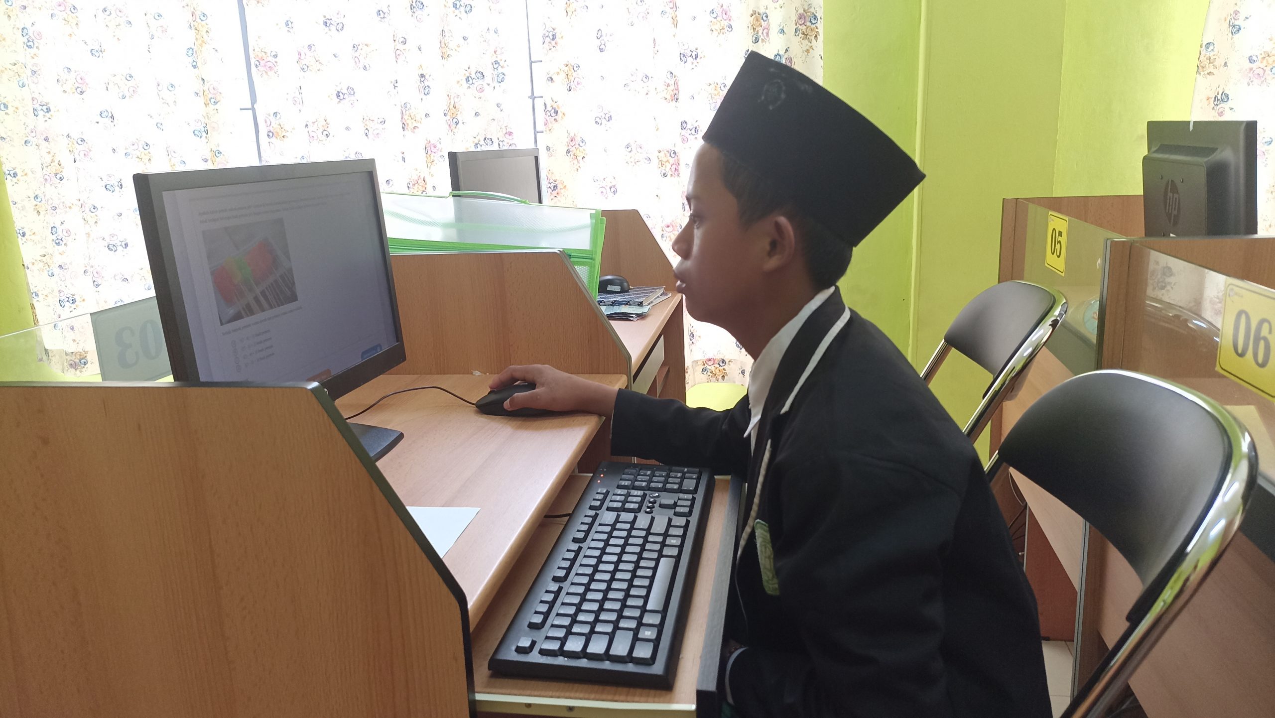 PELAKSANAAN ASESMEN NASIONAL BERBASIS KOMPUTER (ANBK) UTAMA TINGKAT ULA/MI TAHUN 2022