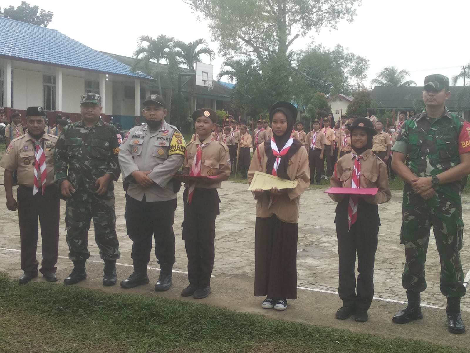 PONPES SMB JUARA 1(UMUM) TINGKAT TINGGI REGU PUTRI PRAMUKA PENGGALANG KWARTIR SUKARAMI (LT II)