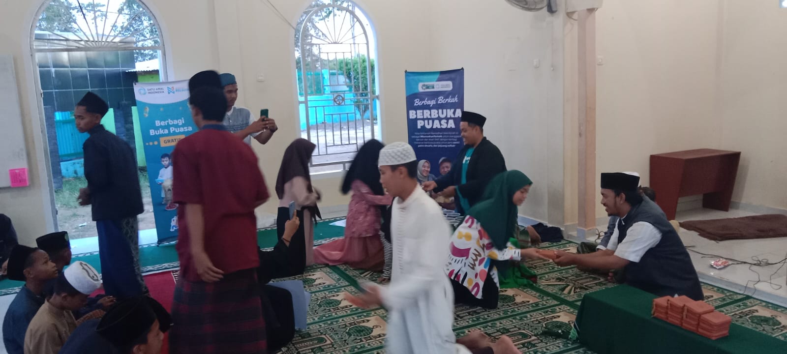 PEMBAGIAN HADIAH SANTRI YANG BERPRESTASI TAHUN 2023