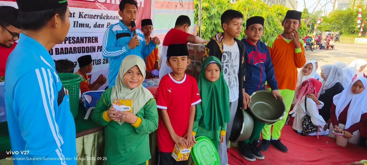 Kegiatan Jalan Santai dalam Rangka Memperingati HUT RI yang ke-80 Ponpes Sultan Mahmud Badaruddin