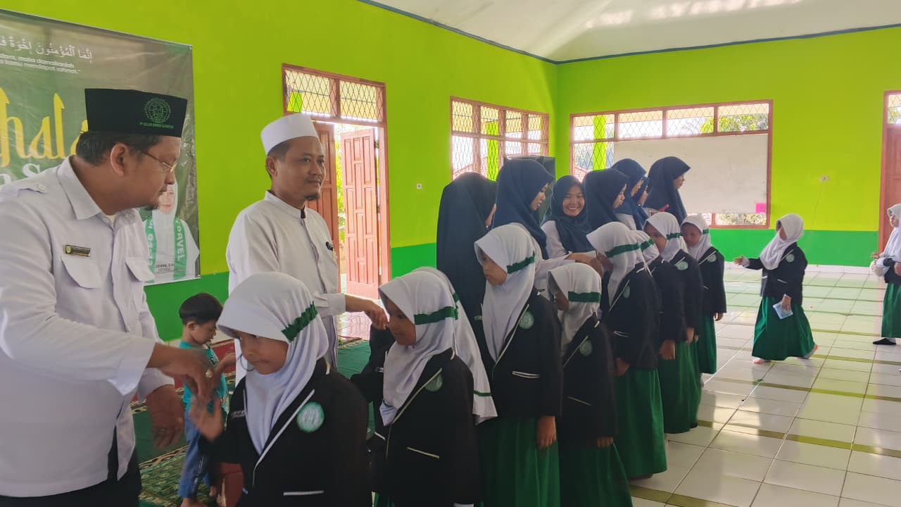 Kegiatan Halal bi Halal di Ponpes Sultan Mahmud Badaruddin