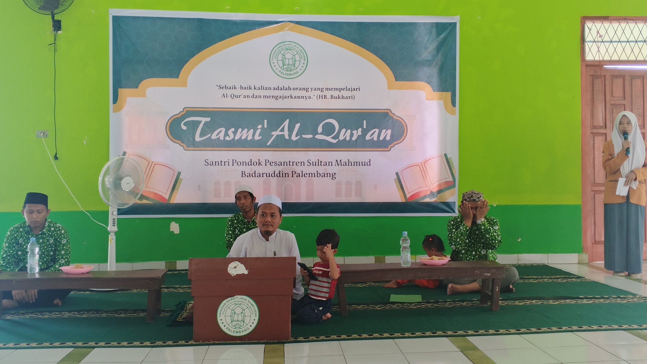 Tasmi’ Santri Ponpes Sultan Mahmud Badaruddin